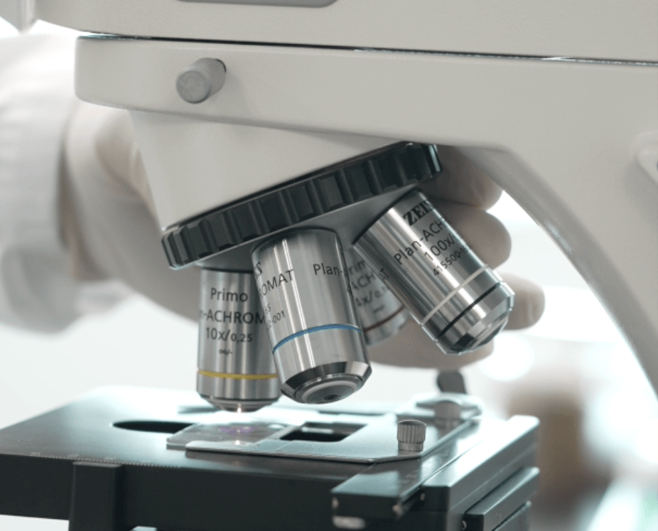 Microscope